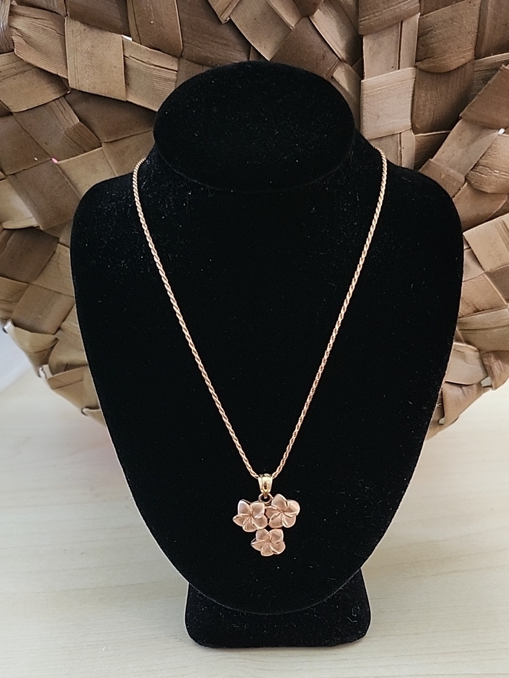 Vintage Rose Gold Hawaiian Plumeria Flower Pendant Necklace 14K